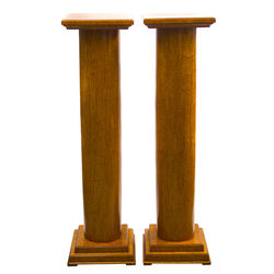 Две колонны из карельской березы