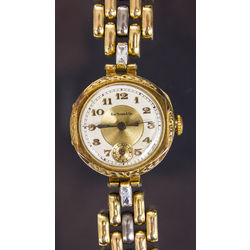 Zelta sieviešu rokas pulkstenis  Moser&Co