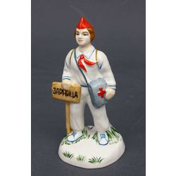 Porcelain figurine 