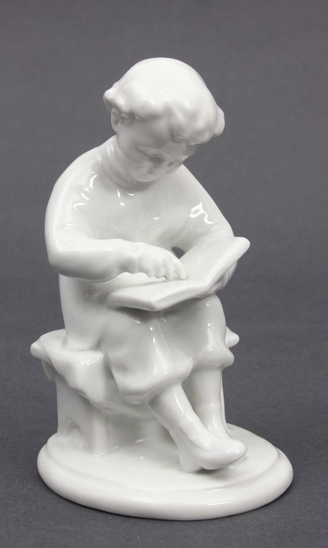 Porcelain figurine 