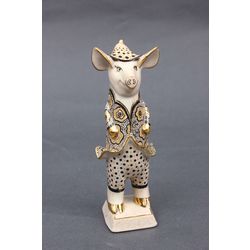 Porcelain figurine 