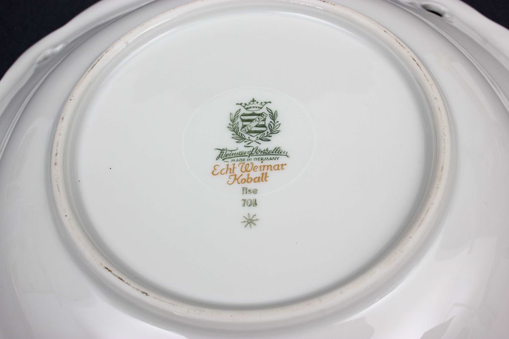 Porcelain bowl set
