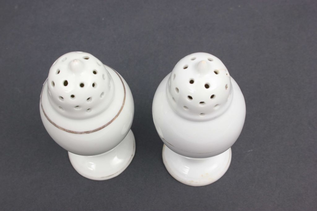 Porcelain spice utensil's 2 pcs.