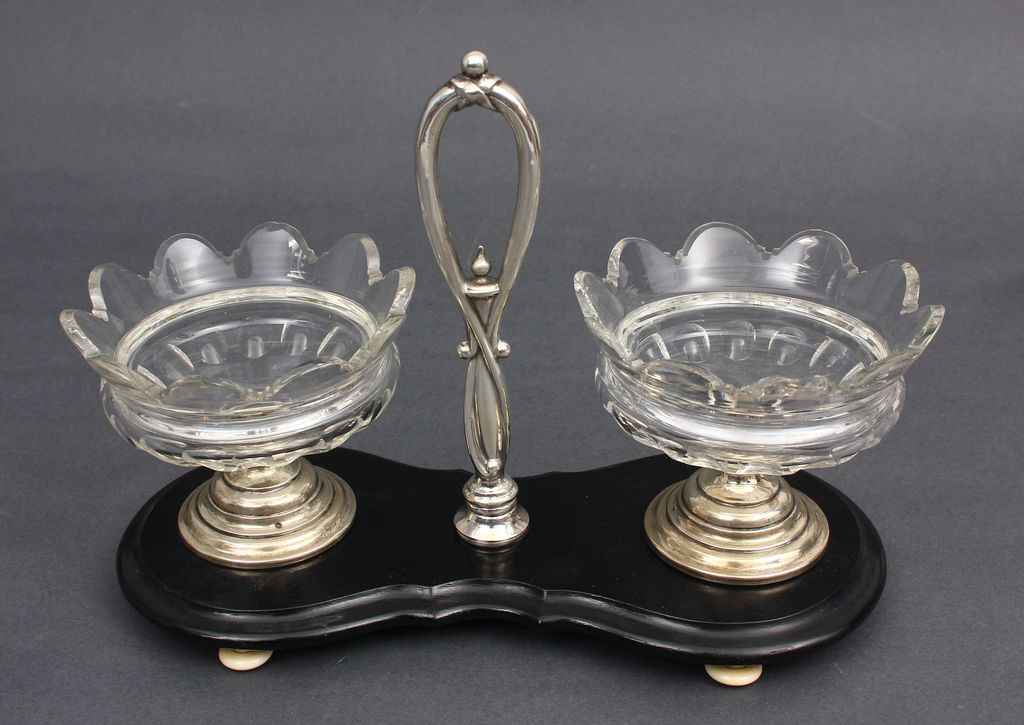 Crystal serving dish (2 pcs.) with a stand