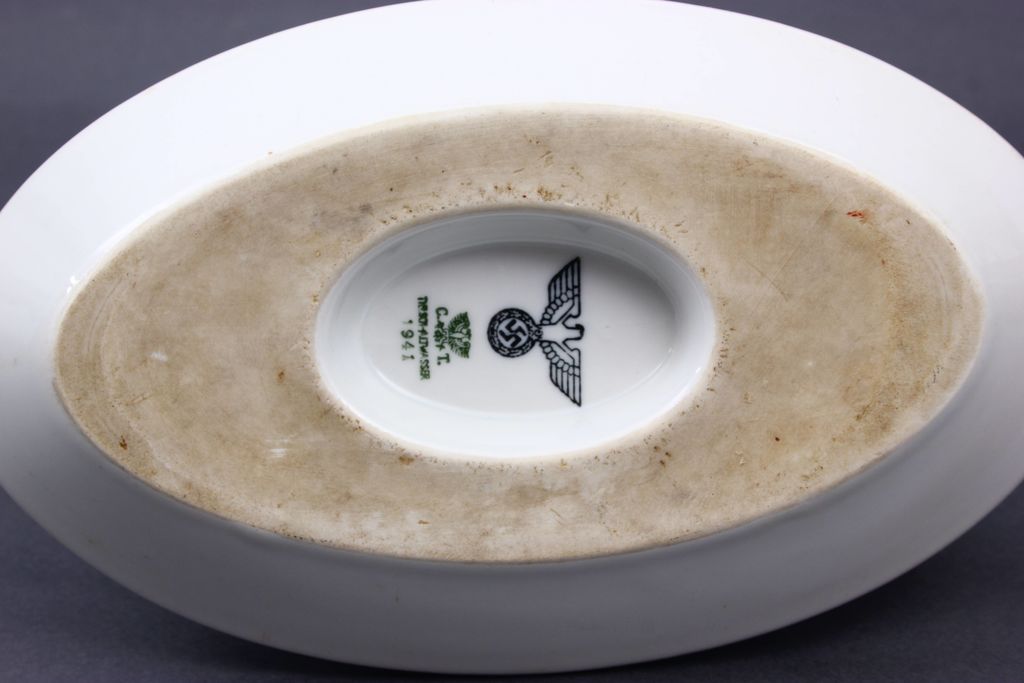 Porcelain sauceboat with the German army symbols