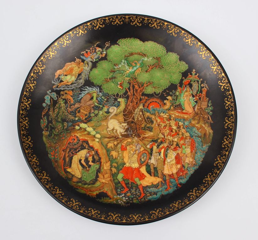 Decorative porcelain plate 'Lukomorje'