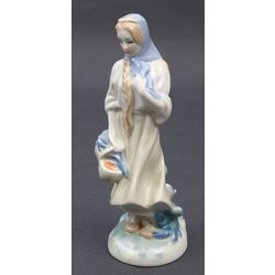 Porcelain figure 