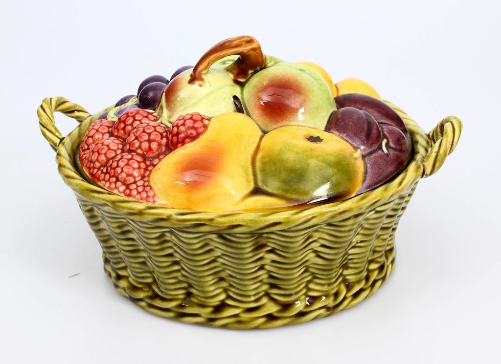 Фарфоровая миска для фруктов