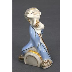 Porcelain figurine 