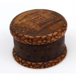 Decorative wooden box 