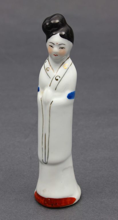 Porcelain figurine 