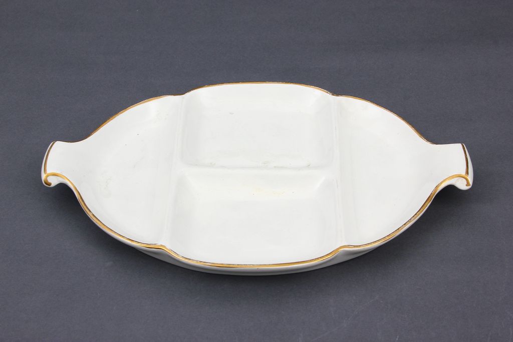 Faience serving dish