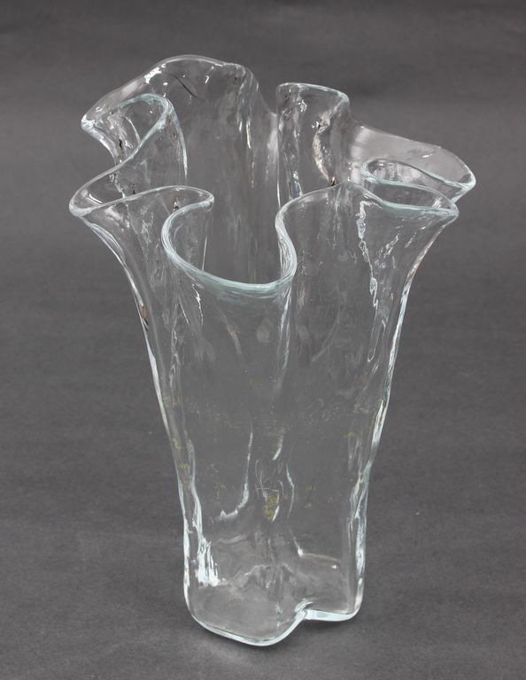 Glass vase