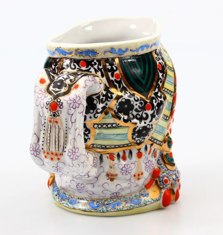 Porcelain cup '' Girl ''