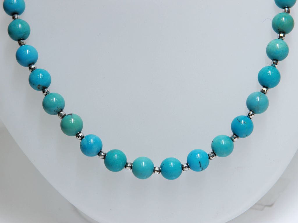 Gold beads with turquoise