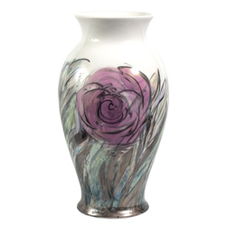 Окрашенные фарфоровая ваза
