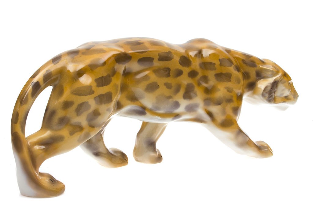 Faience figurine ''Leopard'' made by Kuznetsov, Latvia