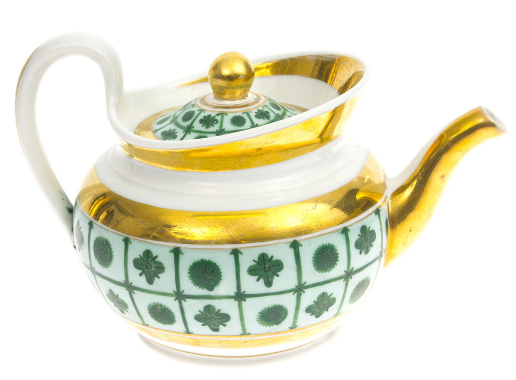 Porcelain teapot/coffee pot by Imperial porcelain factory