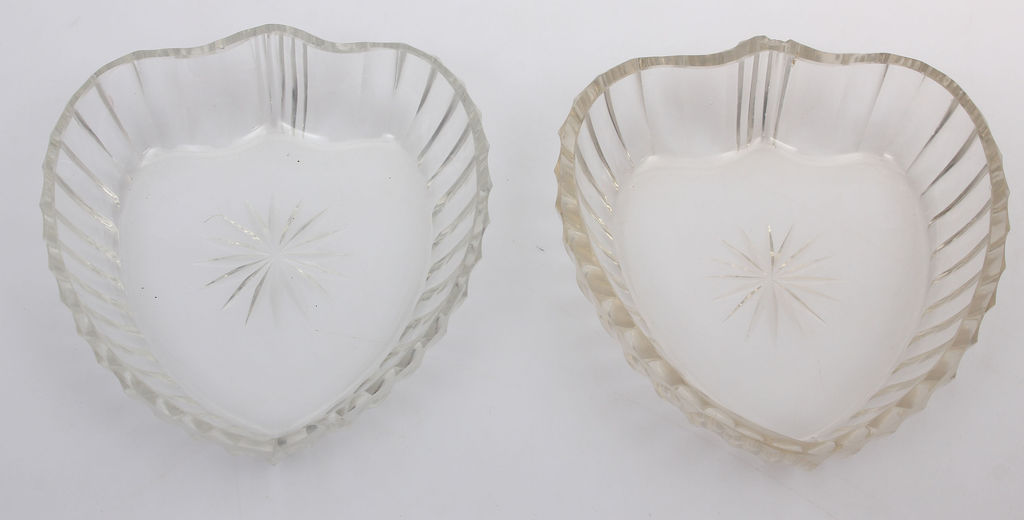 Glass utensils in heart form 2 pcs.