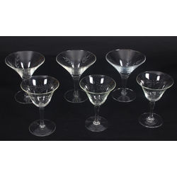 Glass glasses 6 pieces (3 large, 3 small)