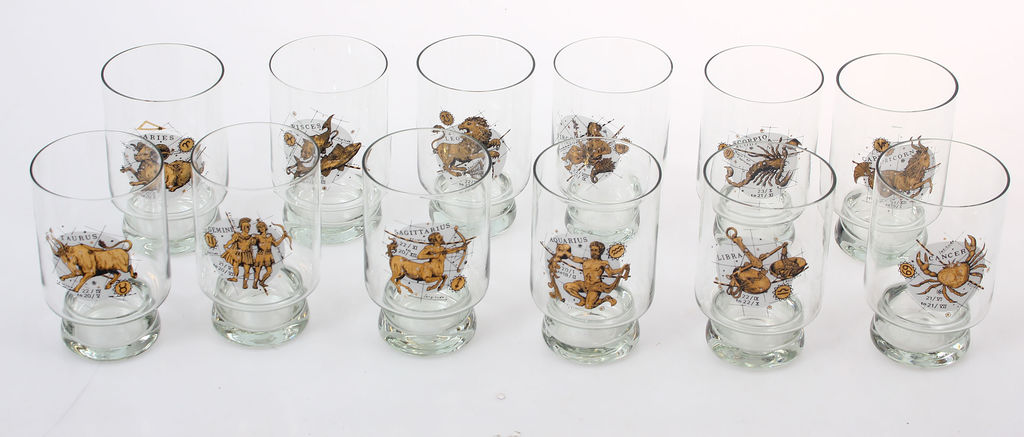 Стеклянные стаканы со знаками зодиака 12 шт.