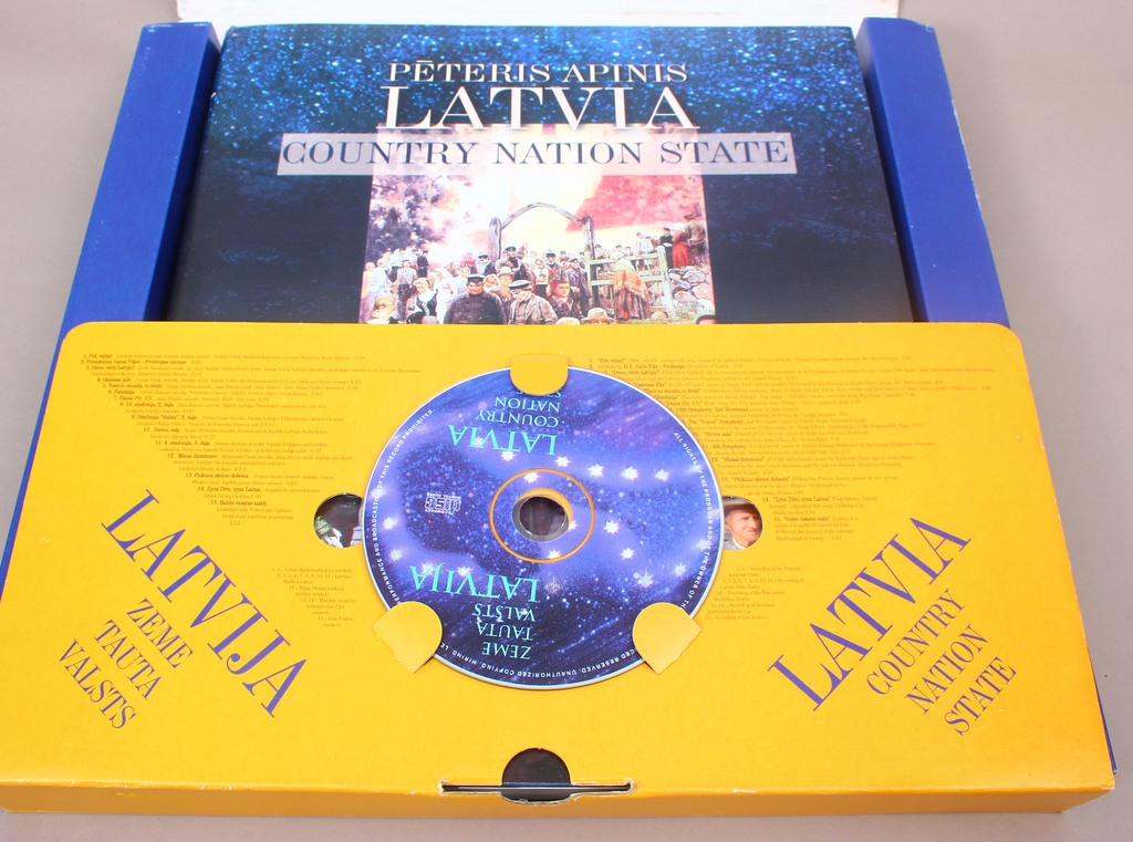Петерис Апинис, «Латвия. Страна нации» (Латвия, страна, нация) с музыкальным диском (15 песен)