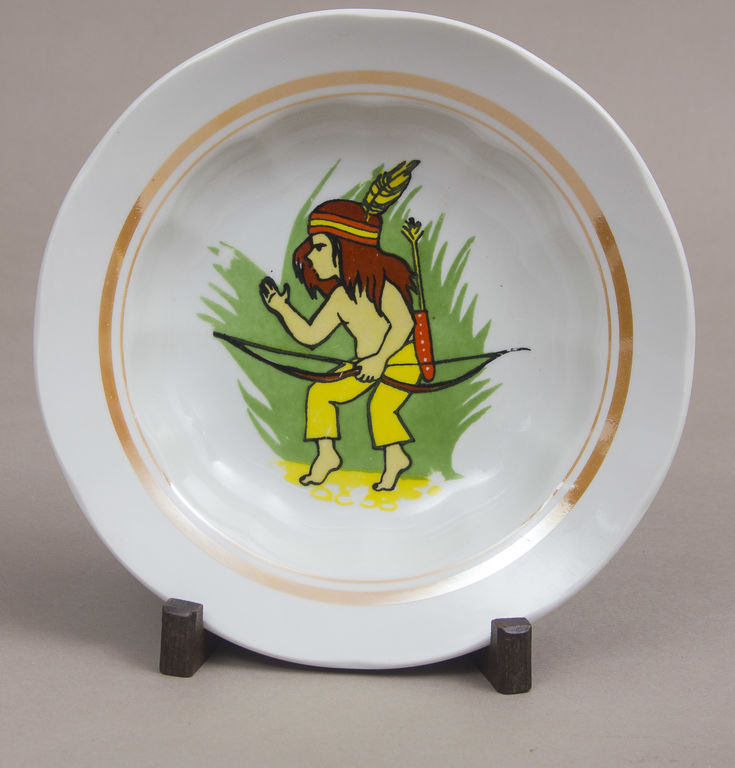Painted porcelain plate 'Indian'