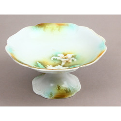 Porcelain fruit bowl