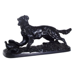 Cast iron figure of "Hunting dog"