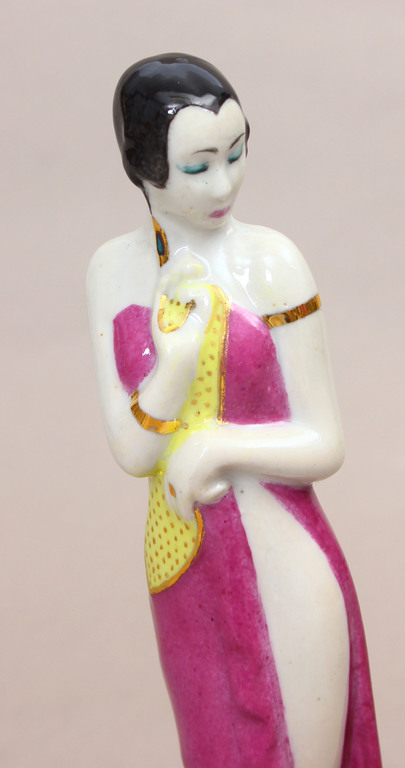 Porcelain figurine 