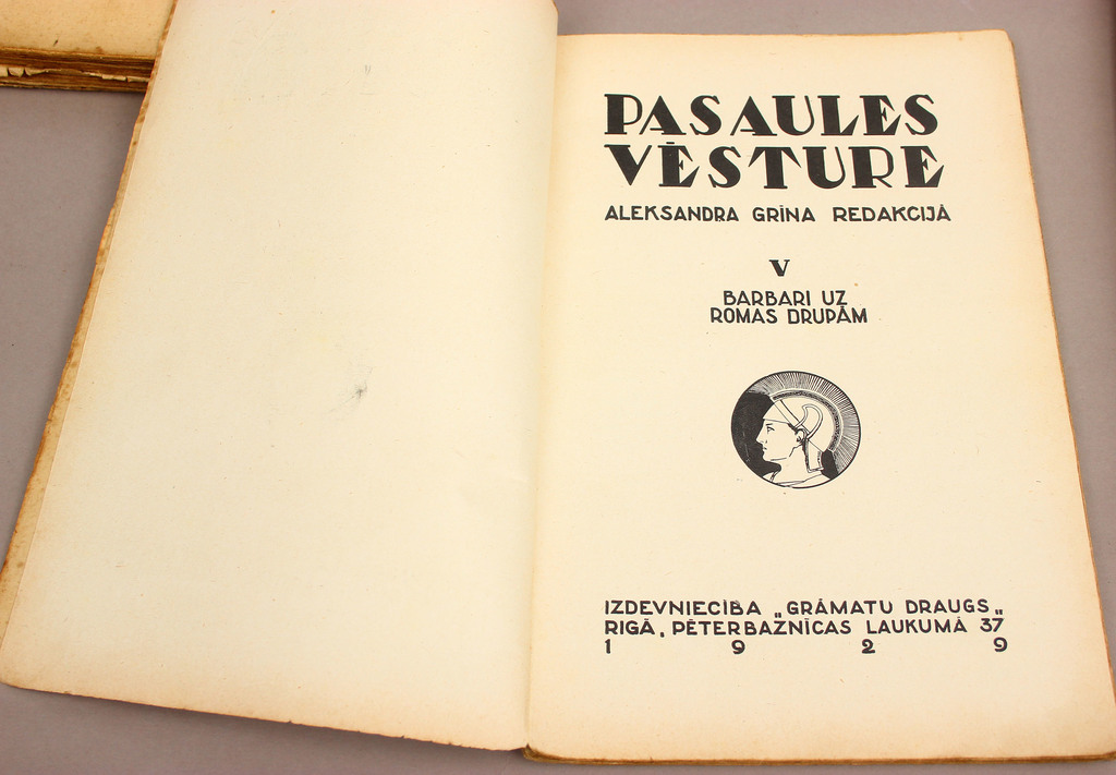 Pasaules vēsture, 8 sējumi