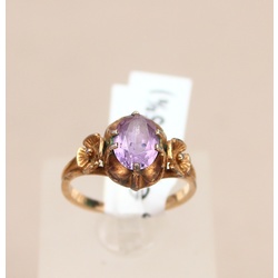 Silver ring with amethyst