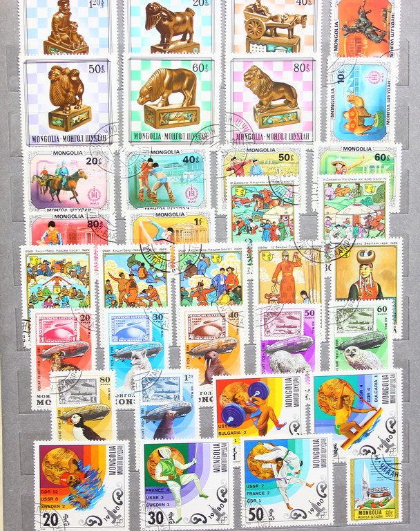 Stamp collection (12 albums)