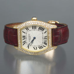 Золотые наручные часы Cartier