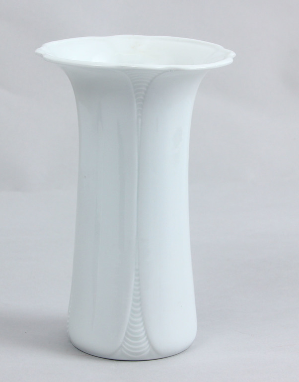 Porcelain vase    