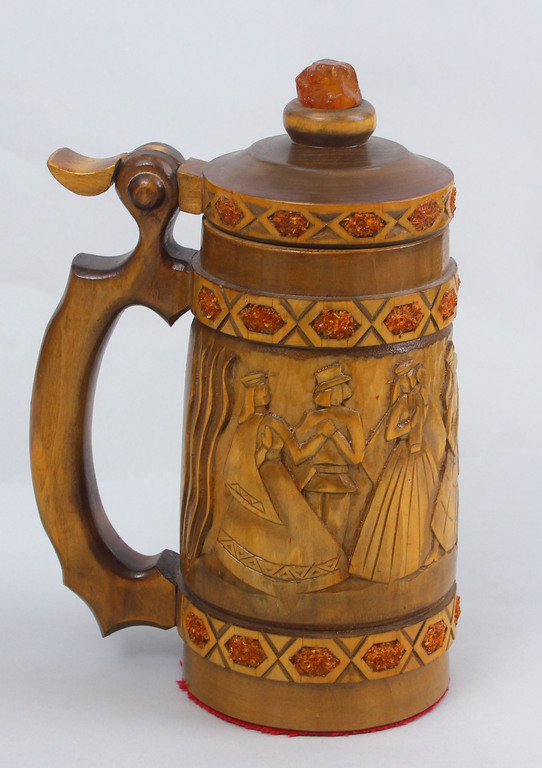 Wooden beer cup with embedded amber 
