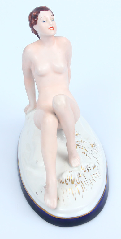 Porcelain figurine 