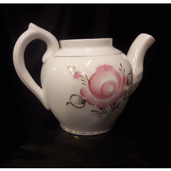 Porcelain kettle