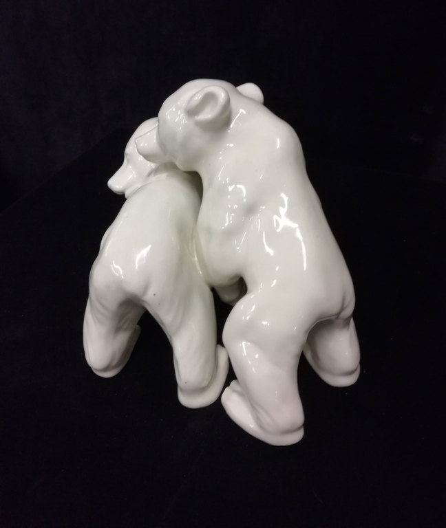 Porcelain figure 