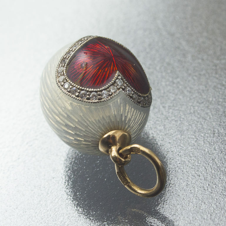 Faberge gold pendant  