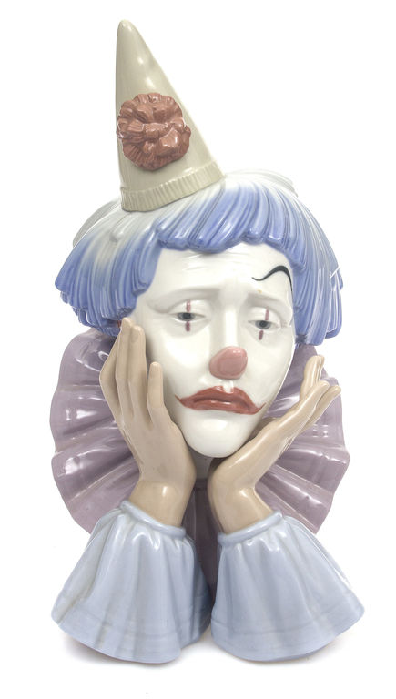 Porcelain figurine 