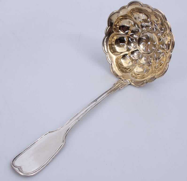 Silver tea strainer