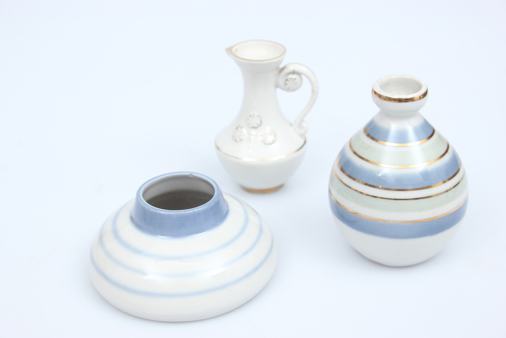 Porcelain set - 2 vases, 1 jug with gilding