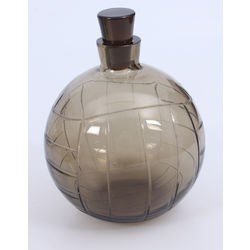 Glass decanter 