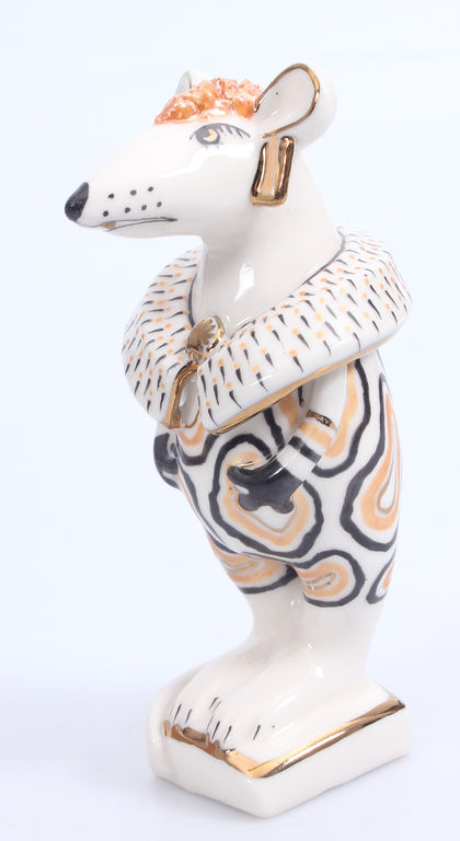 Porcelain figurine 