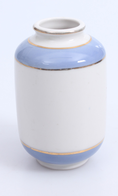 Porcelain vase 