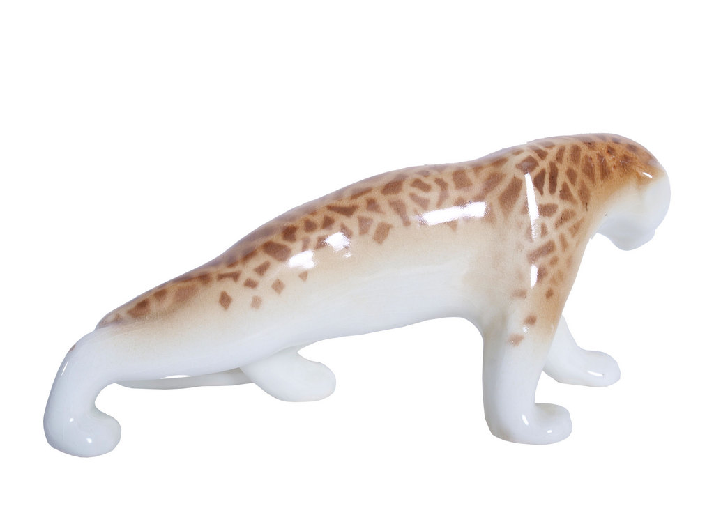 Leopard figure