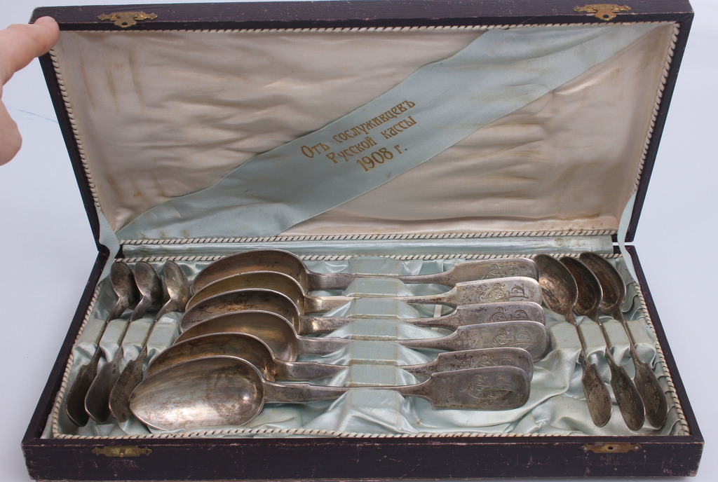 Набор столовых приборов из серебра в оригинальной коробке - 6 чайных ложек, 6 столовых ложек