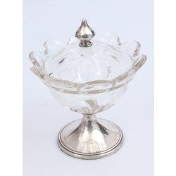 Crystal bowl with lid, silver finish