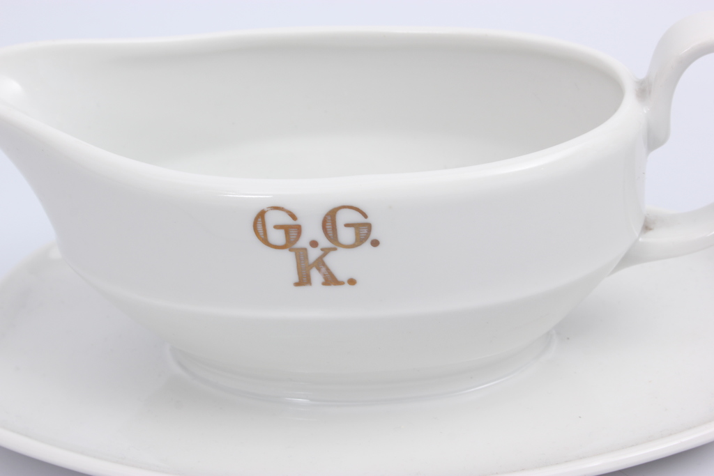 Porcelain dishes - serving bowl, sauce bowl 